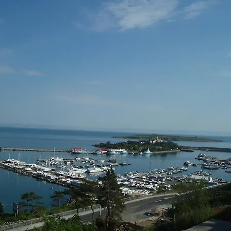 Maggy 3* سوزوبول